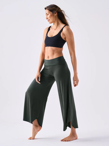 DHARMA BUMS Tulip Flare Pant - Forest